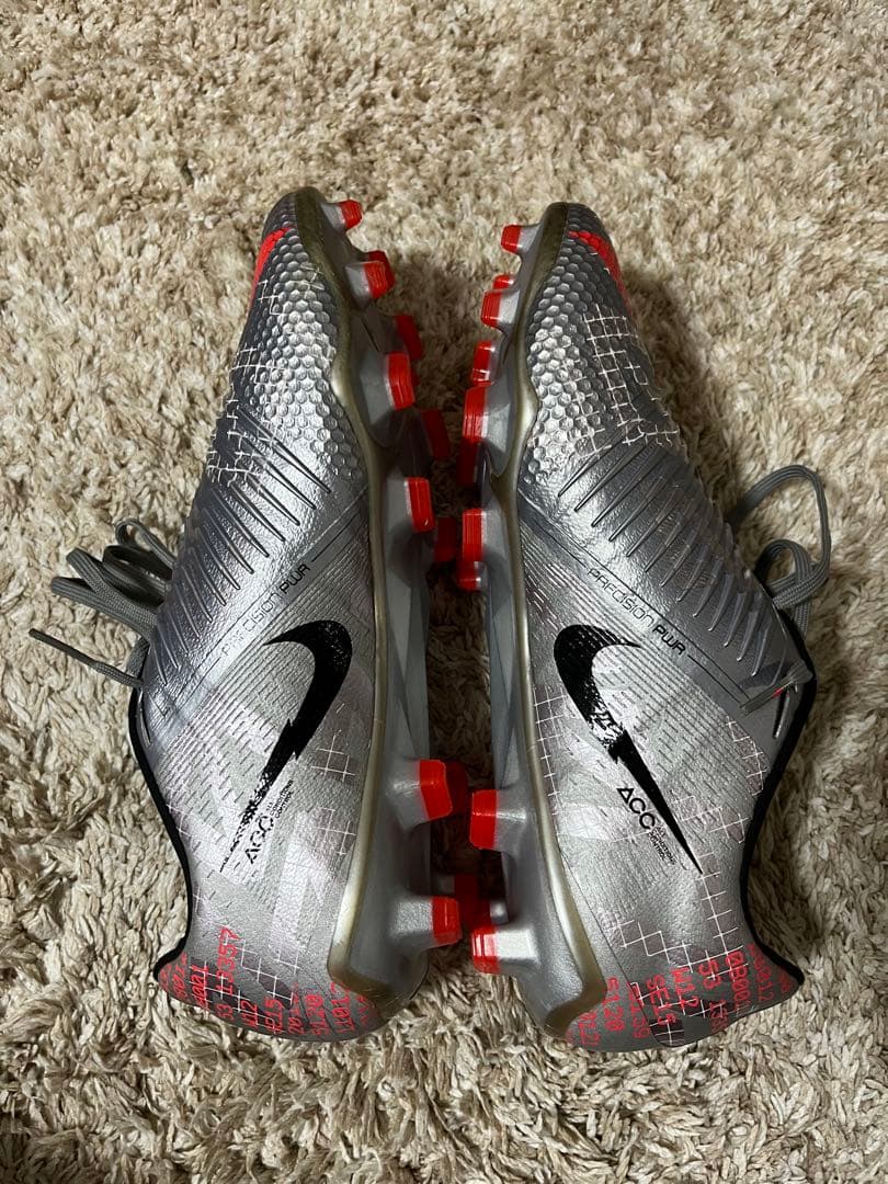 NIKE ファントムヴェノム　fg 25.5