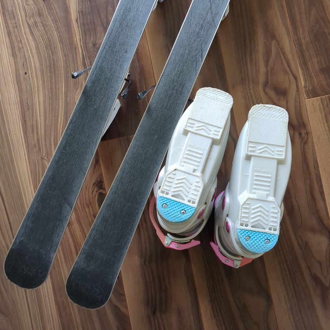 Hart スキー板とブーツ セット 小学校低〜中学年サイズ