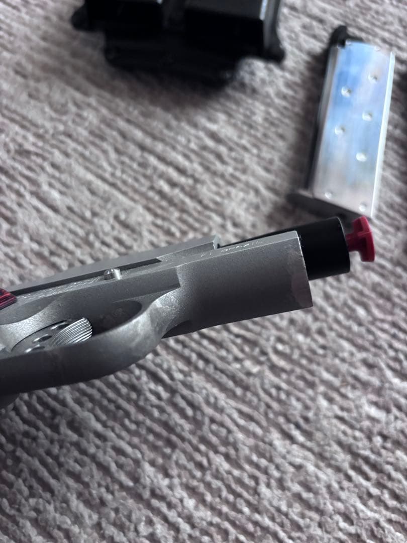 東京マルイ　ガスブローバックハンドガン　2丁セット