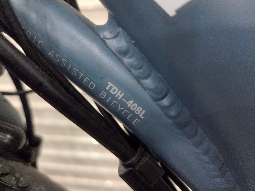 無料配送　電動自転車　ＰＥＬＴＥＣＨ　ＴＤH－408Ｌ plus　ガレージ保管