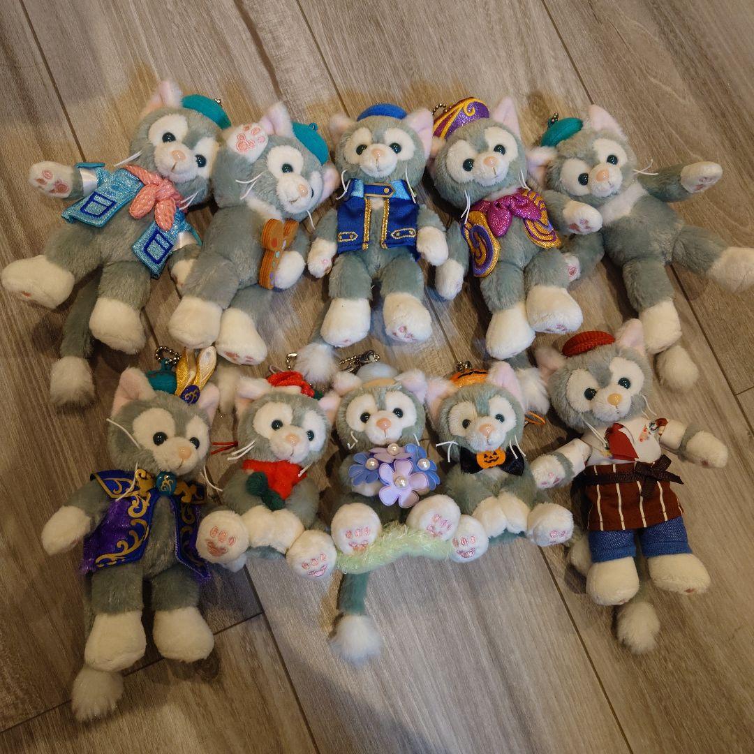 10点セット　ディズニー　ジェラトーニ　ぬいぐるみバッジ　マスコット　まとめ売り