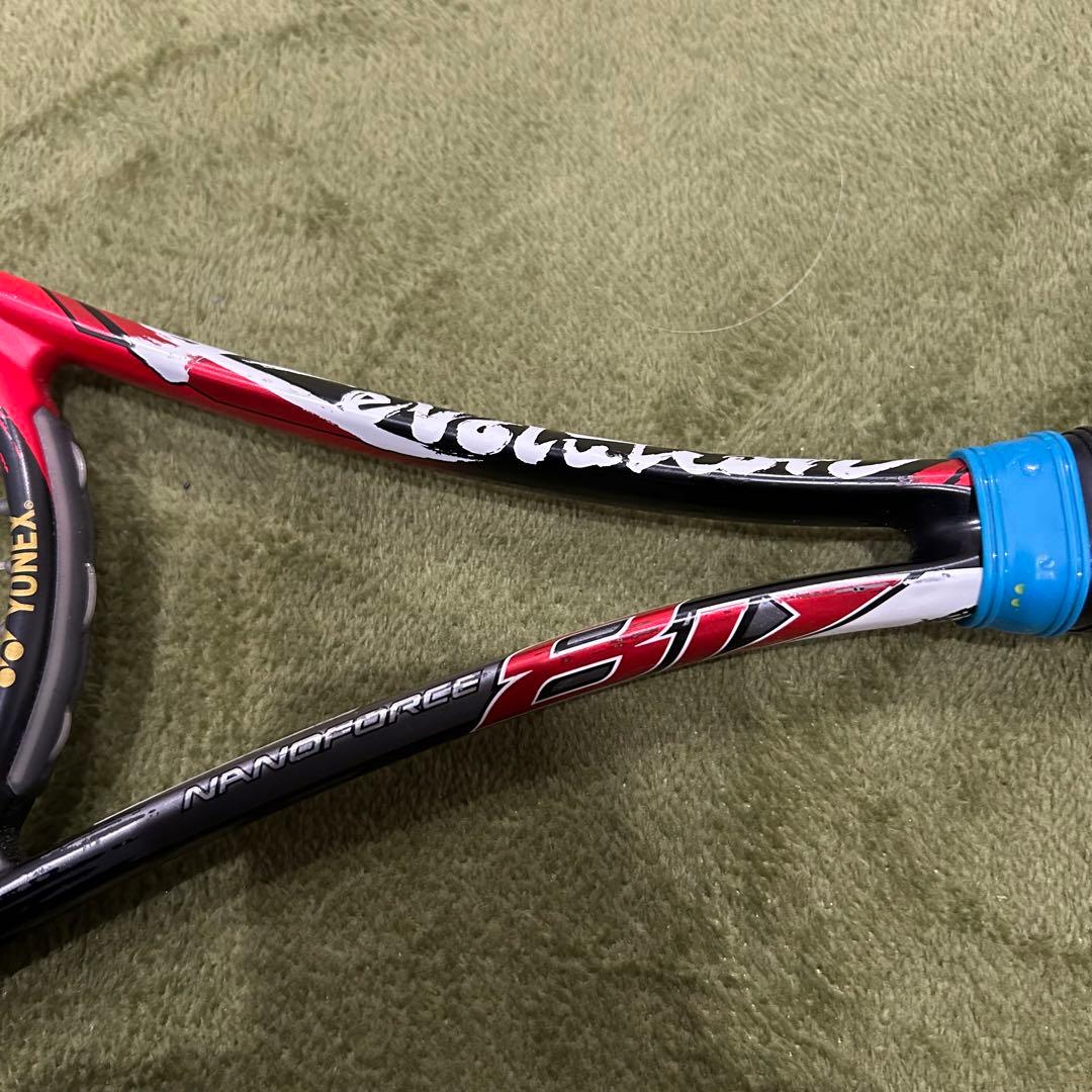 ちゃん　YONEX NANOFORCE 8V REVOLUTION