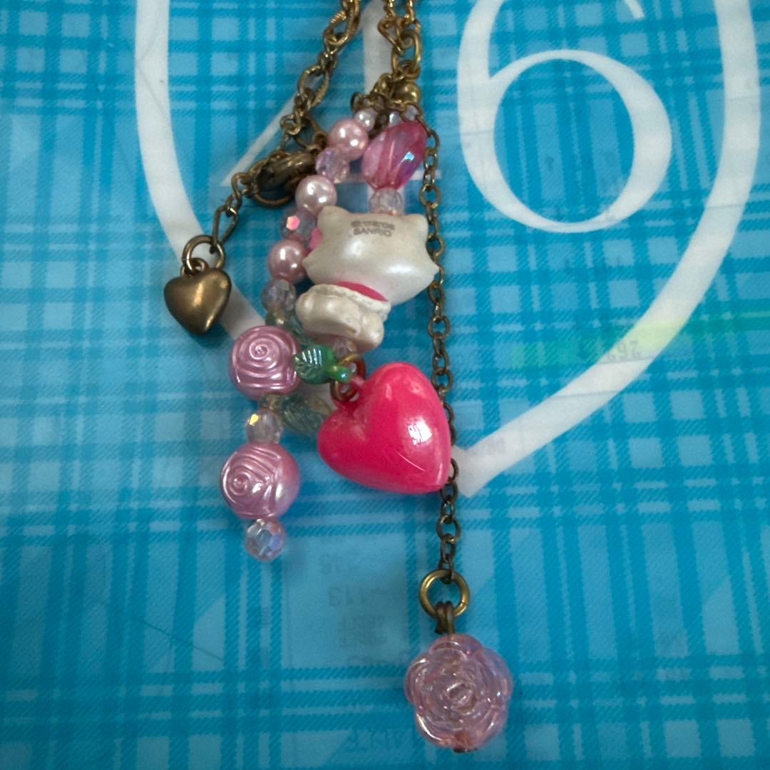 チャーミーキティ 薔薇ファーリボン バッグチャーム 雪の女王シリーズ2006年製