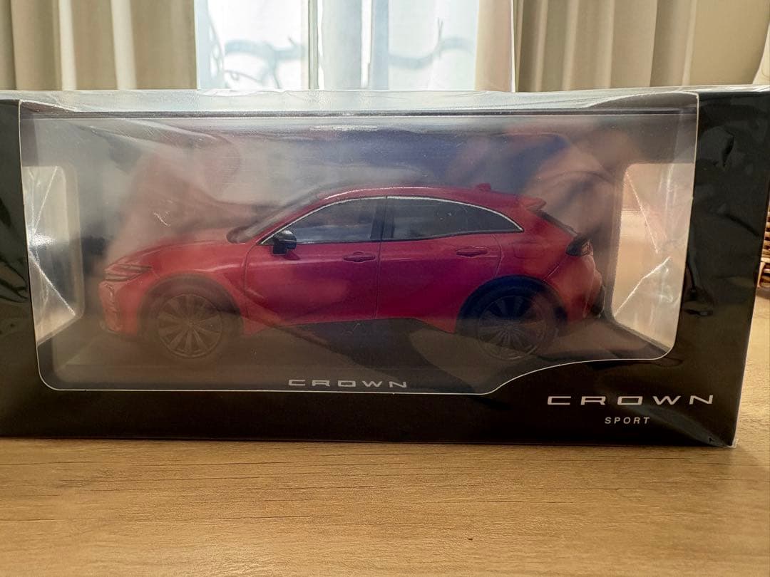 クラウンスポーツ　レッド　カラーサンプル