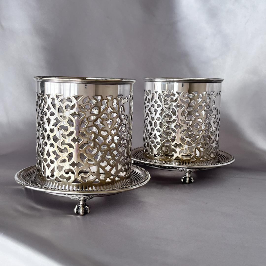 【Atkin Bros】 透かしのワインボトルホルダー　2個【シルバープレート】