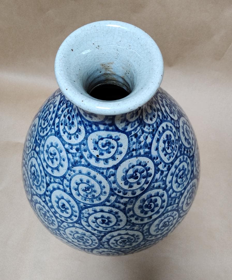 タコ唐草 花瓶 （信楽焼 壺久郎作　なのか？）