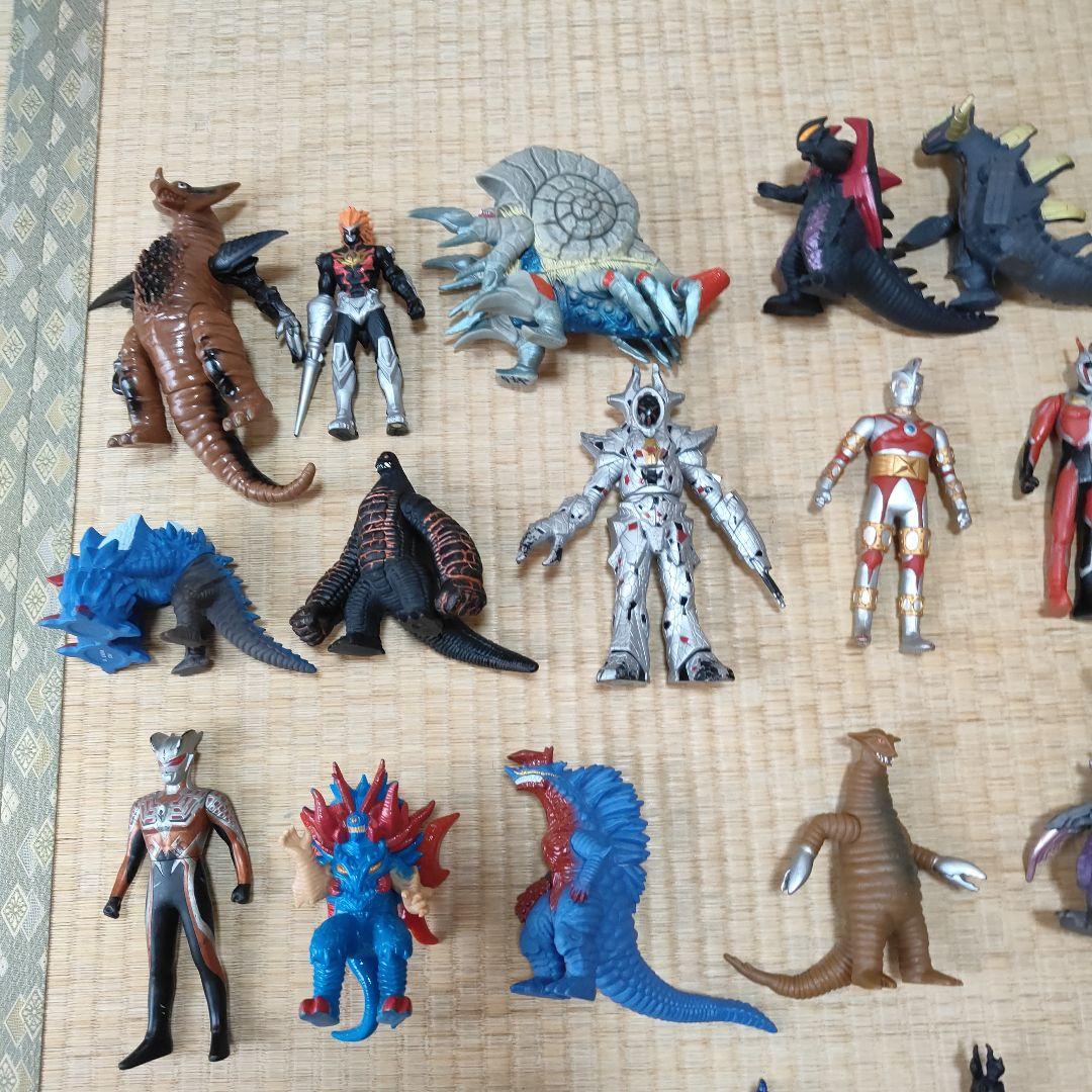 ウルトラマンシリーズ 怪獣フィギュア27体セット