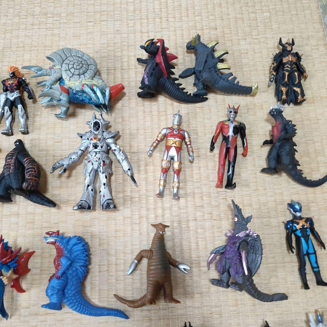 ウルトラマンシリーズ 怪獣フィギュア27体セット