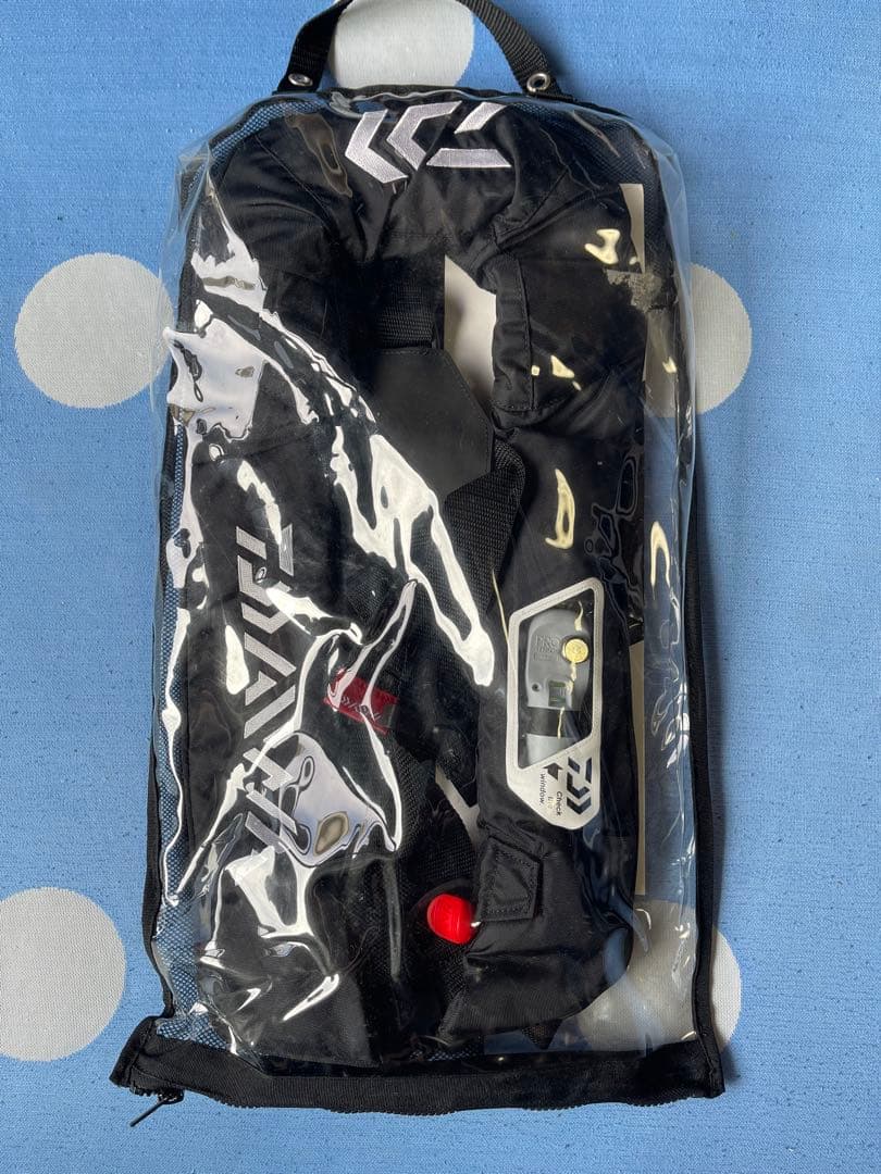 Daiwa 自動膨張式ライフジャケット ブラック