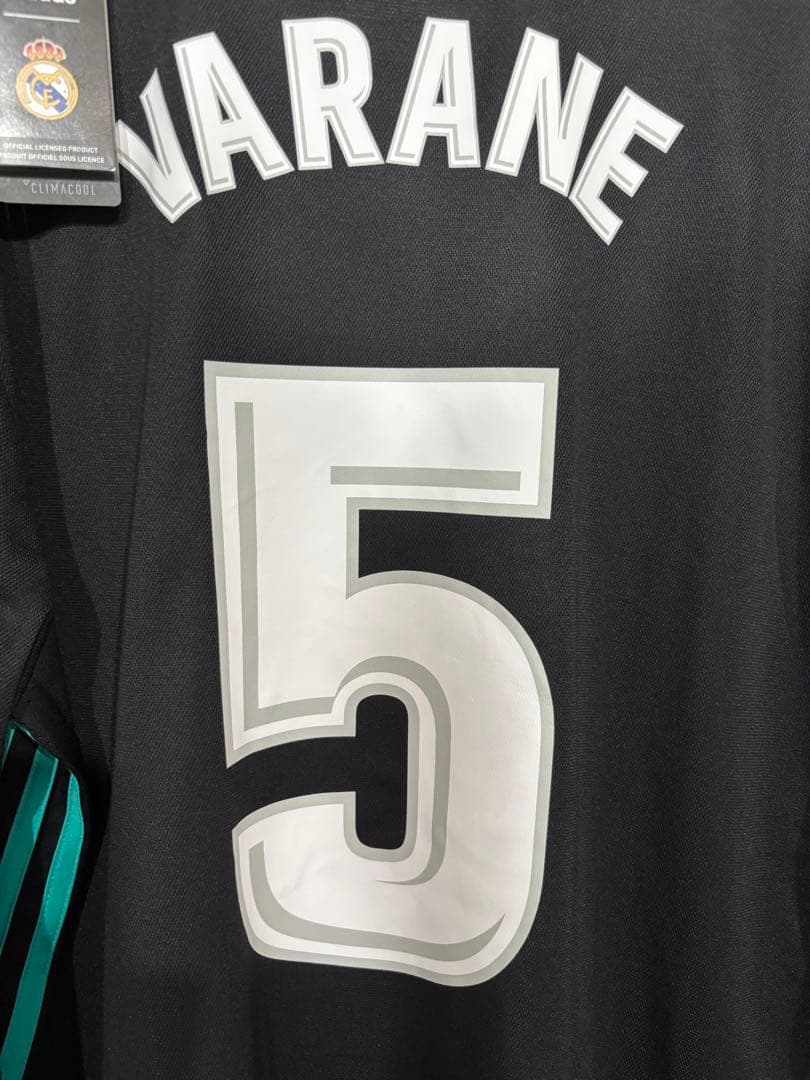 【希少・リーガ用】レアル・マドリード ヴァラン 17-18 ユニフォーム