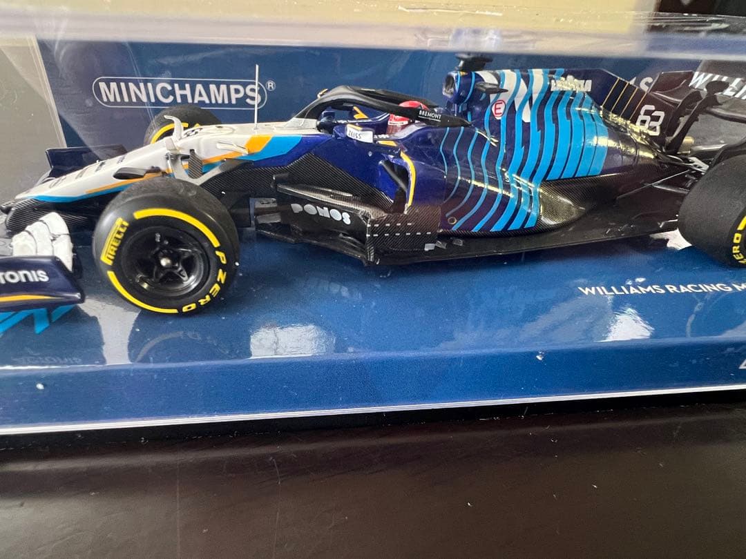 F1 ウィリアムズFW44 ジョージラッセル直筆サイン入り 1/43