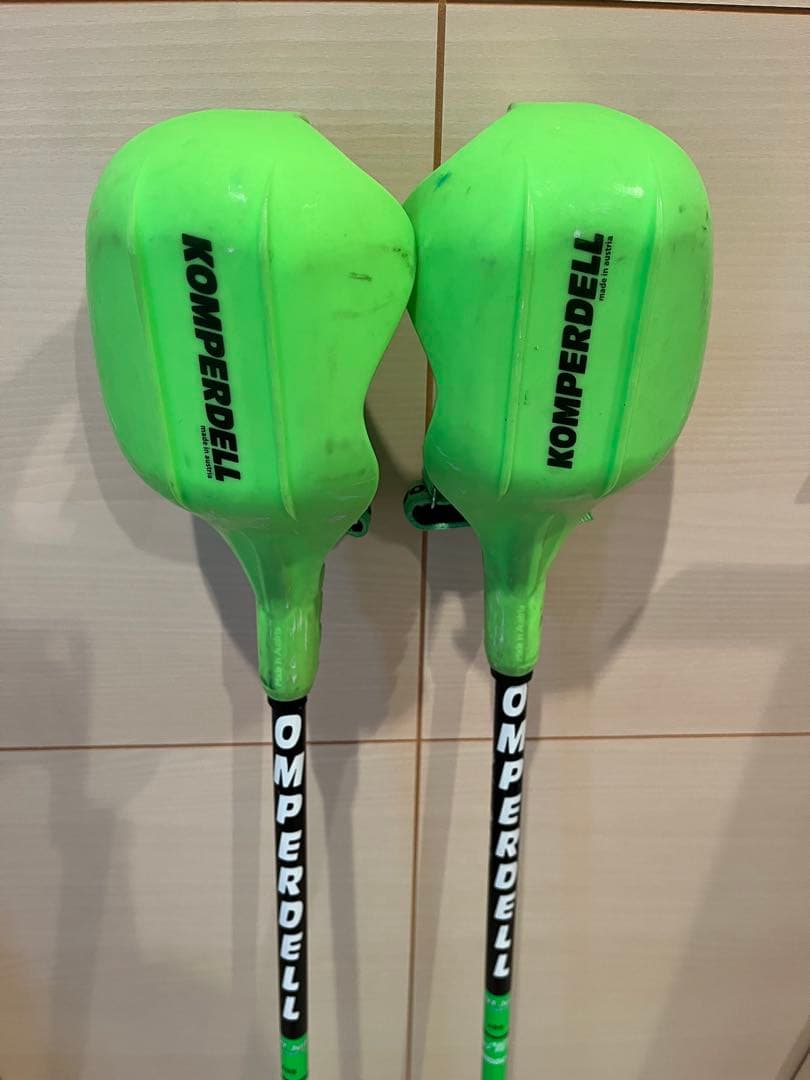 コンパーデル スキーストック パンチガード付