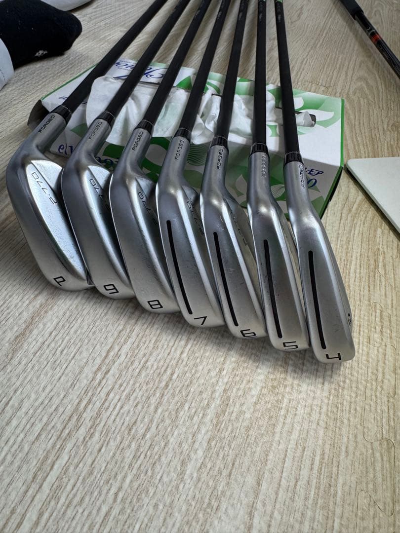 P-770 2023 トラヴィル115 s 4-p