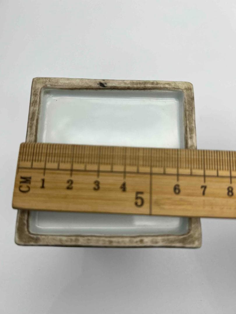 清道光時代 【大清道光年製】在銘 粉彩 琺瑯彩金彩錦雞墨彩詩文筆筒(E-70)