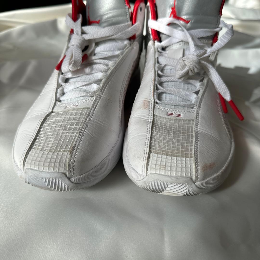 NIKE JORDAN 赤 白 スニーカー ジョーダン 25.5cm