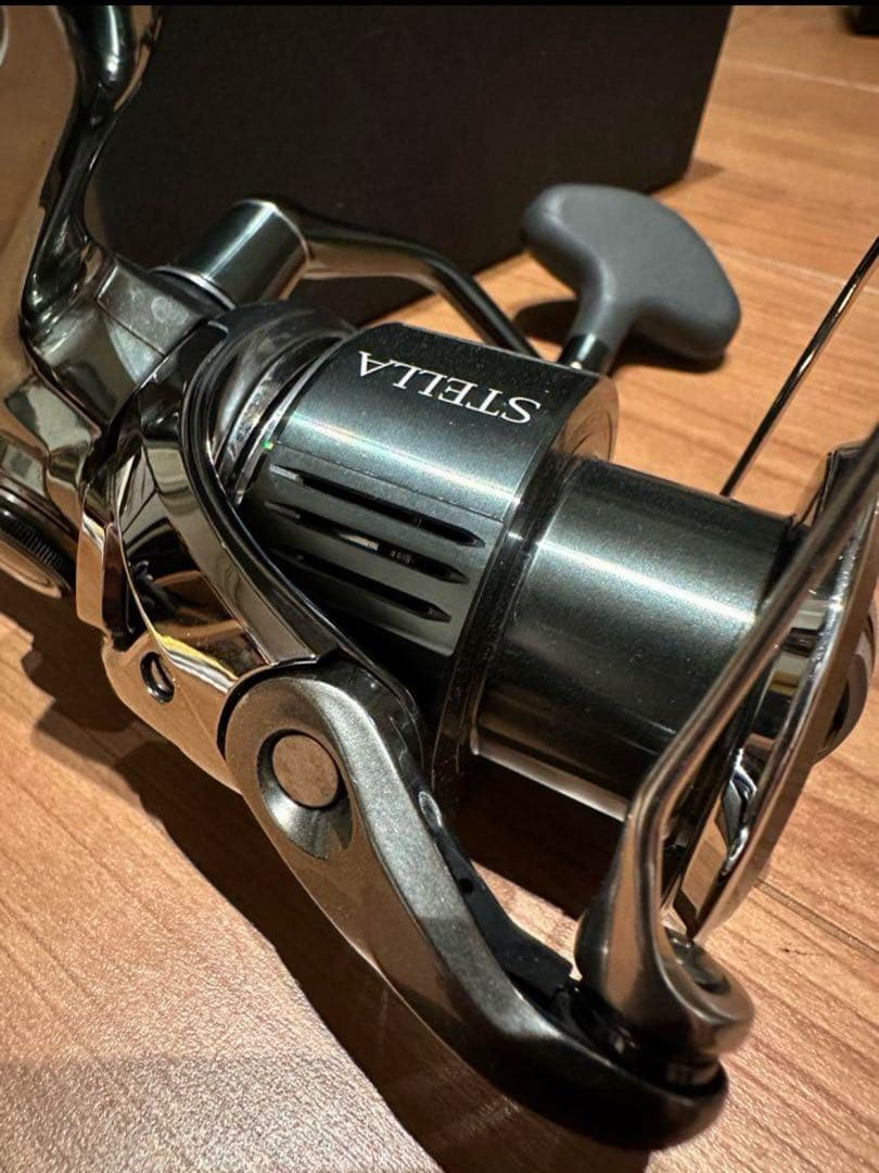 22ステラ　4000xg 美品