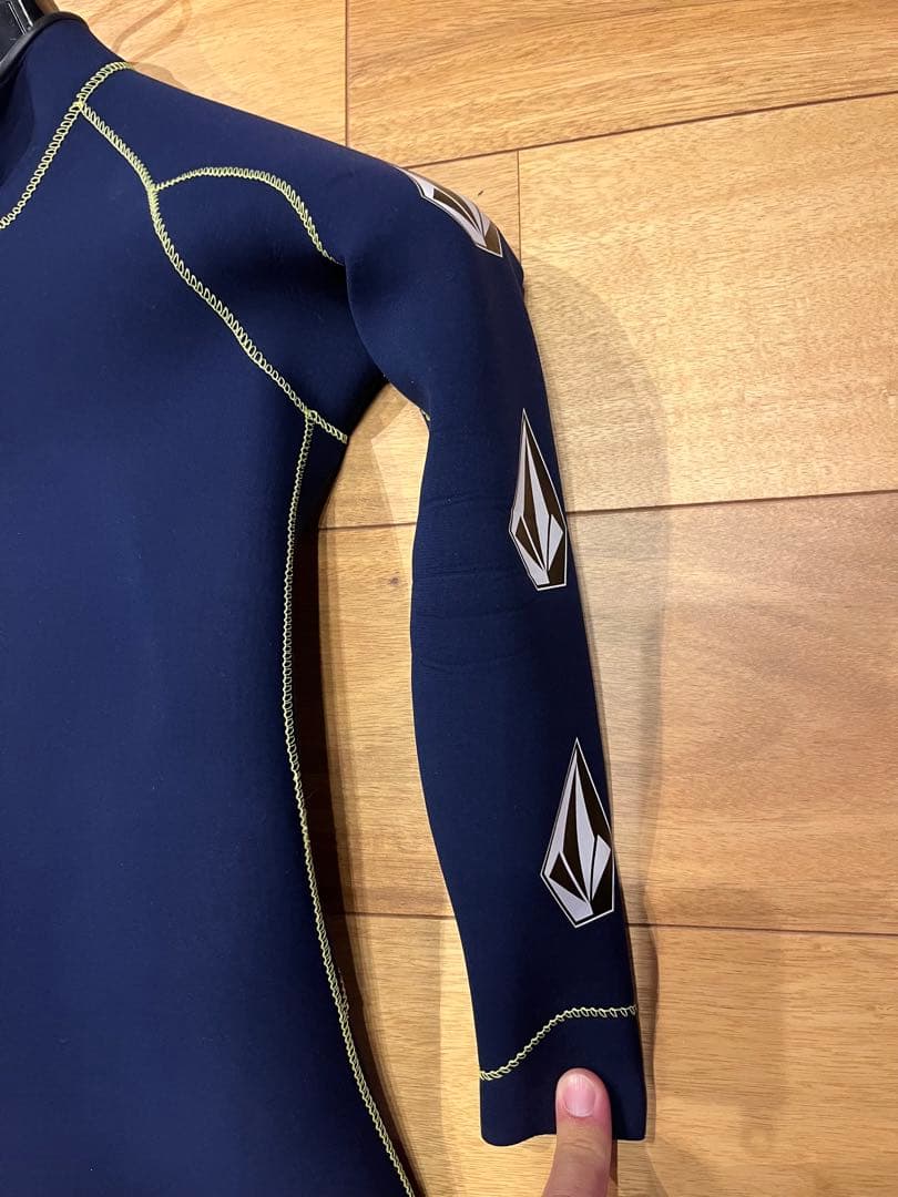 ボルコム　VOLCOM キッズ　ジャーフル