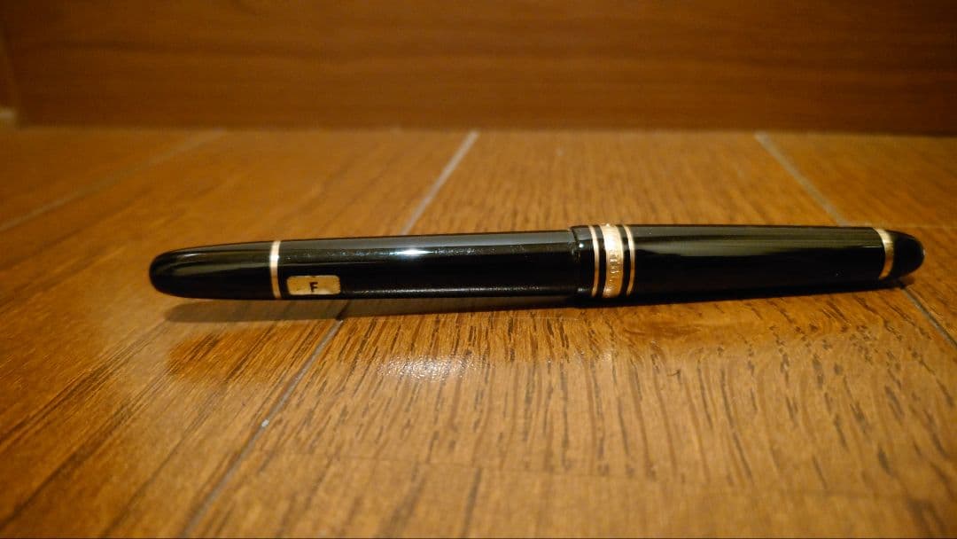 廃盤レア　Monc Blanc MEISTERSTUCK Piz万年筆 F