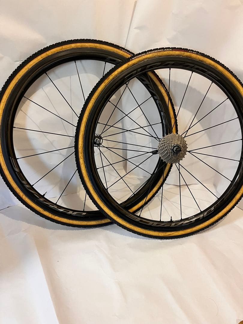 シマノWH-R9100 C40TUデュラエース　スプロケ付き　ホイールバック付き