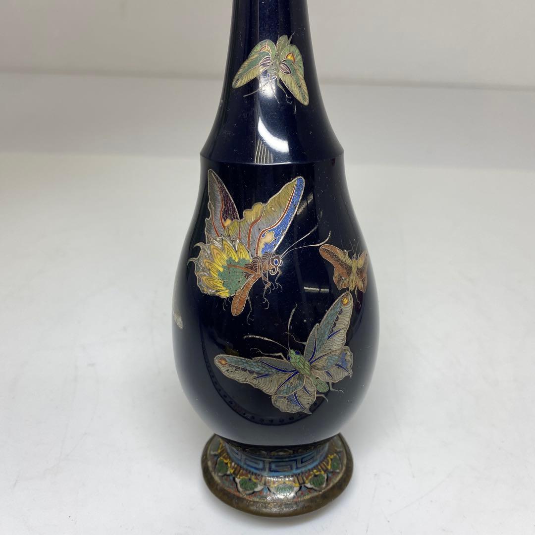 明治期　尾張七宝　最上手　蝶文　花瓶　高さ約24.2㎝　東さ7-0208☆2F