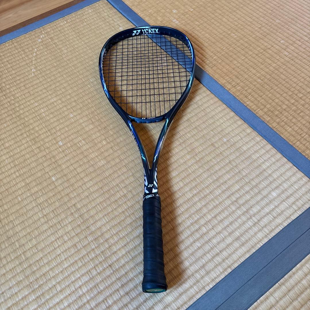 最終価格　初心者用YONEX　ボルトレイジ５V　ＶＲ５Ｖ　前衛用