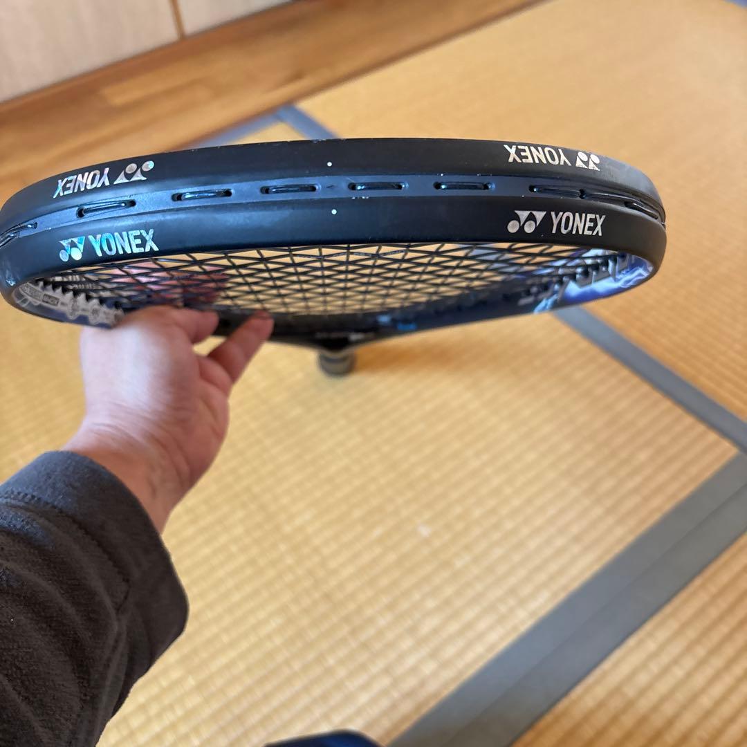 最終価格　初心者用YONEX　ボルトレイジ５V　ＶＲ５Ｖ　前衛用