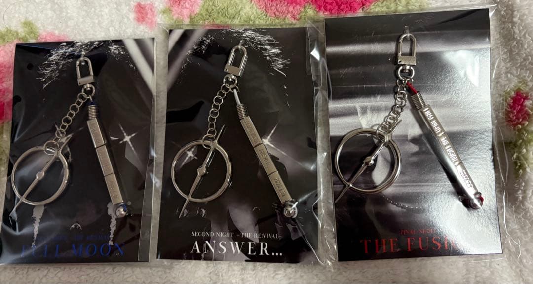 ØMI 登坂広臣 INFINITY MOON 会場限定　メタルキーチャーム