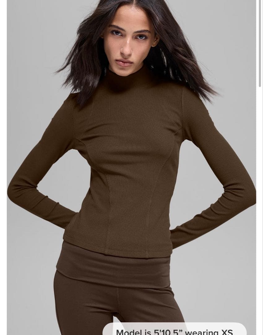 alo 長袖トップス Mエスプレッソ