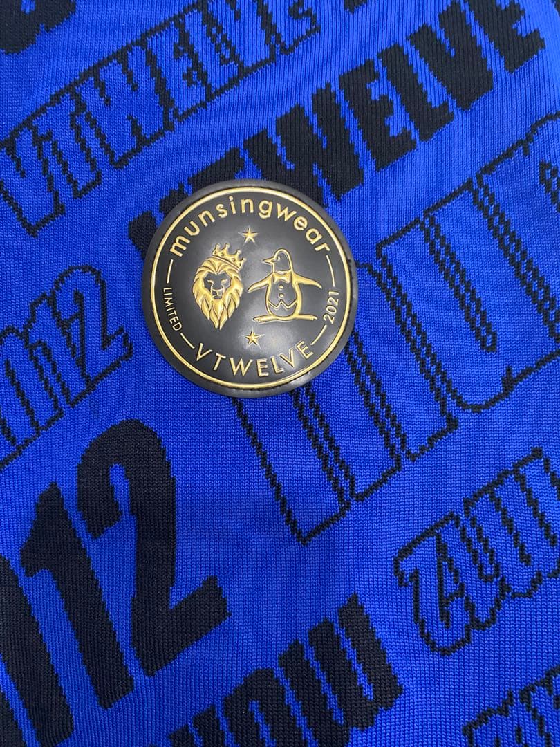 V12 × munsing wear コラボ　プルーオーバー　セーター