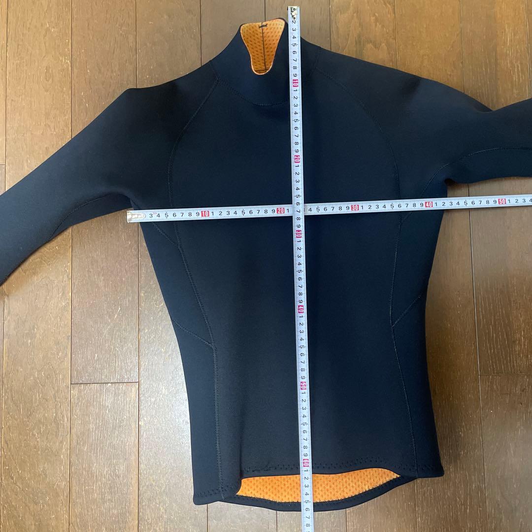 ウエットスーツ　長袖　裏起毛 タッパー