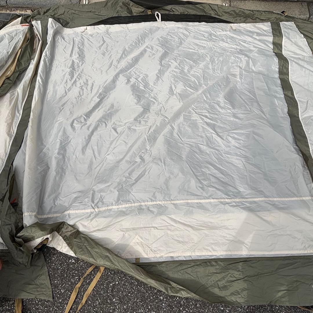 Coleman タフスクリーン2ルームハウス オリーブサンド　4〜5人用