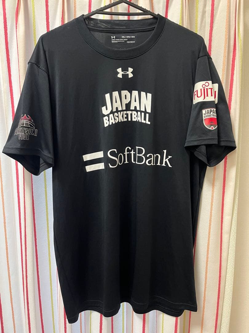 レア　Under Armour 日本代表　バスケ Tシャツ 2XL ブラック
