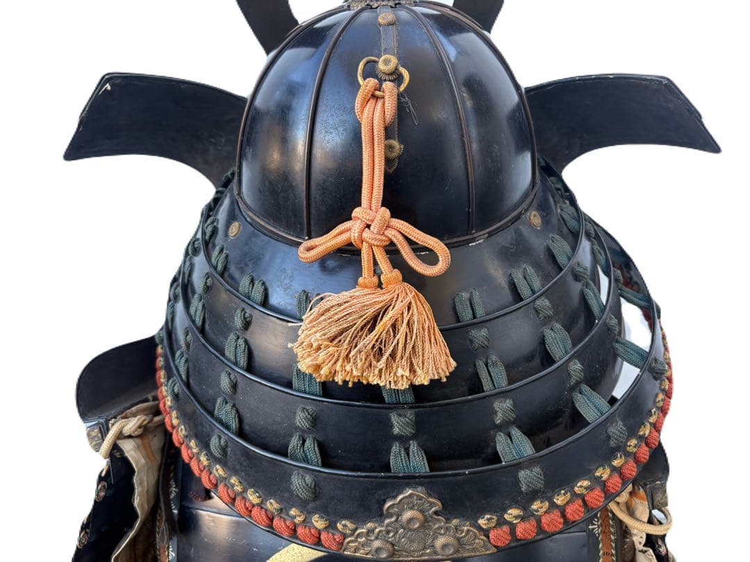 け*屋様 日本美術 時代甲冑 等身大 家紋入 丸に揚羽蝶 鎧兜 一式 面頬 鎧櫃