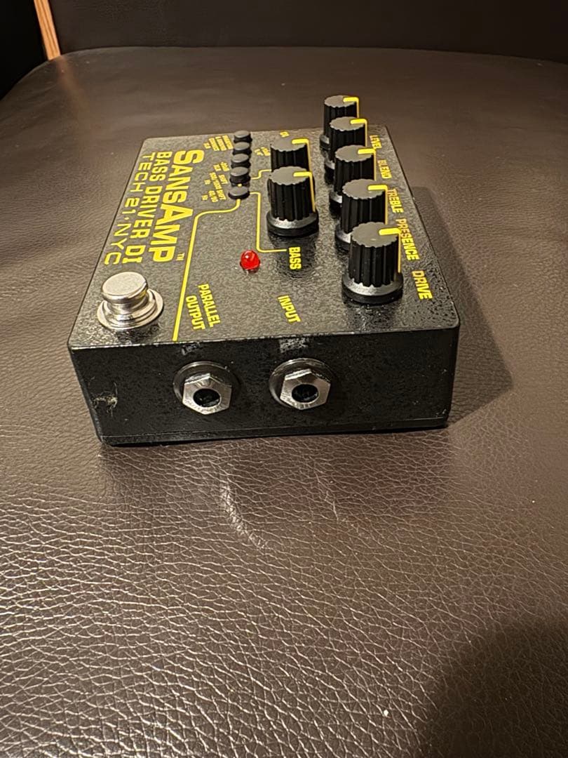 Tech 21 SansAmp Bass D DI V2 サンズアンプ