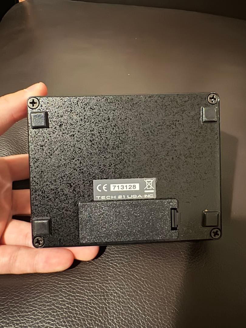 Tech 21 SansAmp Bass D DI V2 サンズアンプ