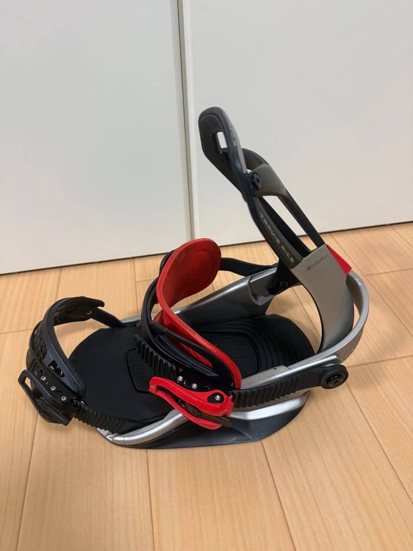 UNION スノーボードビンディング シルバー/レッド