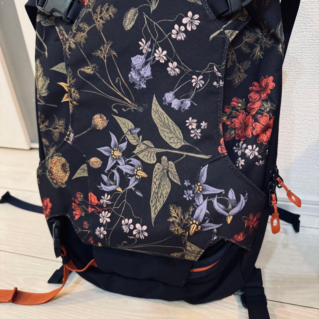 DAKINE HELI PACK 12L バックパック 海外限定 花柄