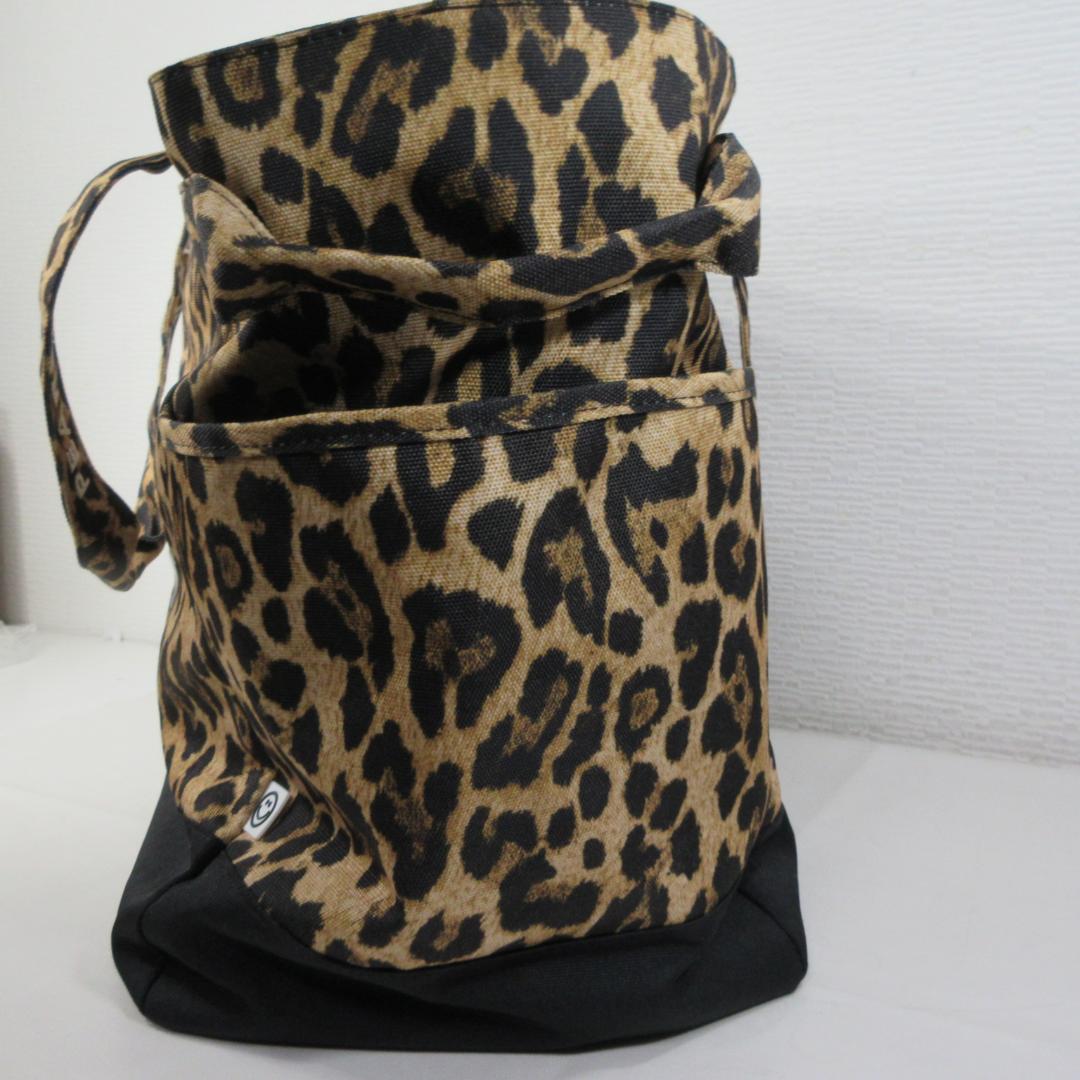 美品：パーリーゲイツ レオパード柄ロッカーバッグ