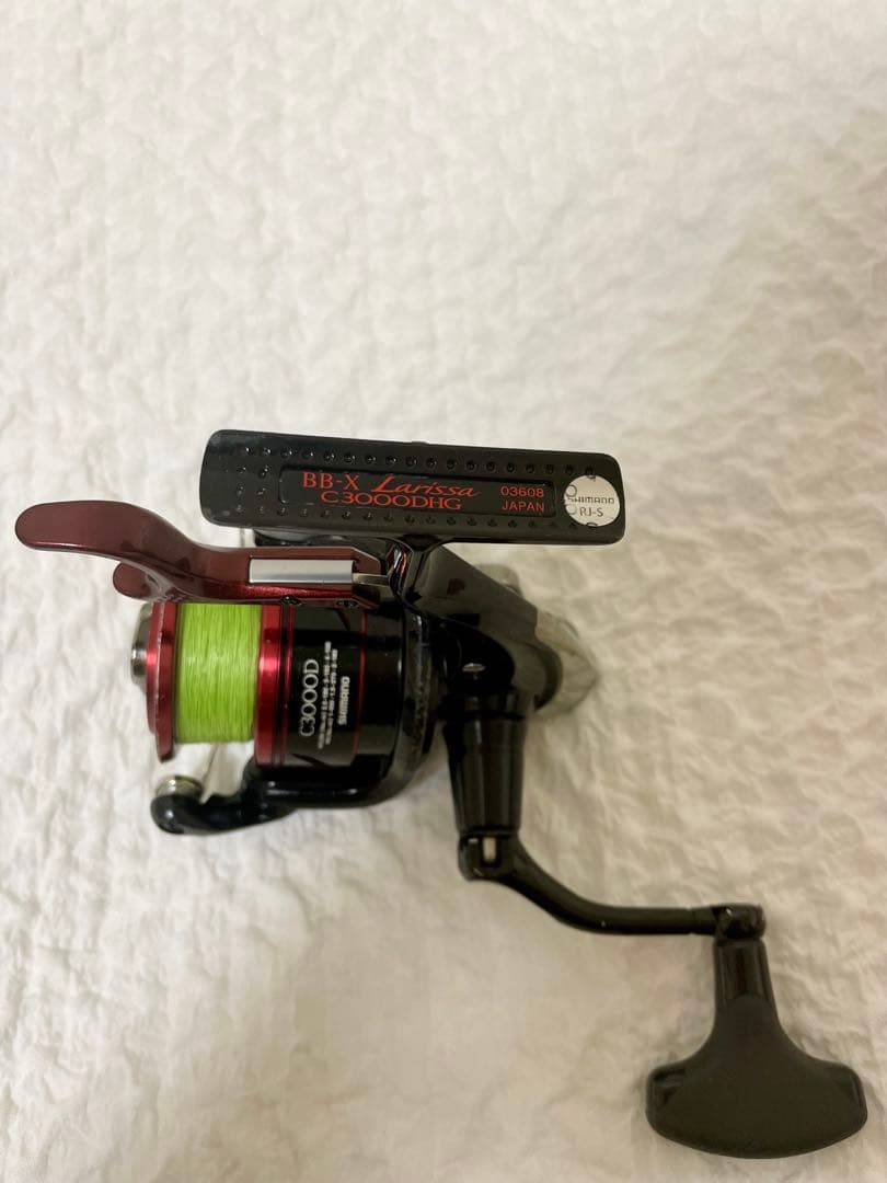 BB-X Larissa C3000DHG スピニングリール