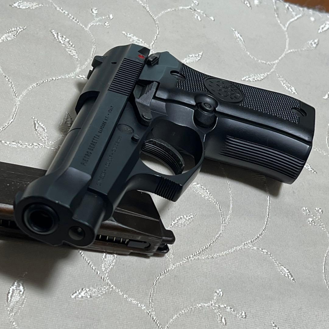 ウエスタンアームズ　ベレッタ 84f ガスブローバック　ガスガン　WA