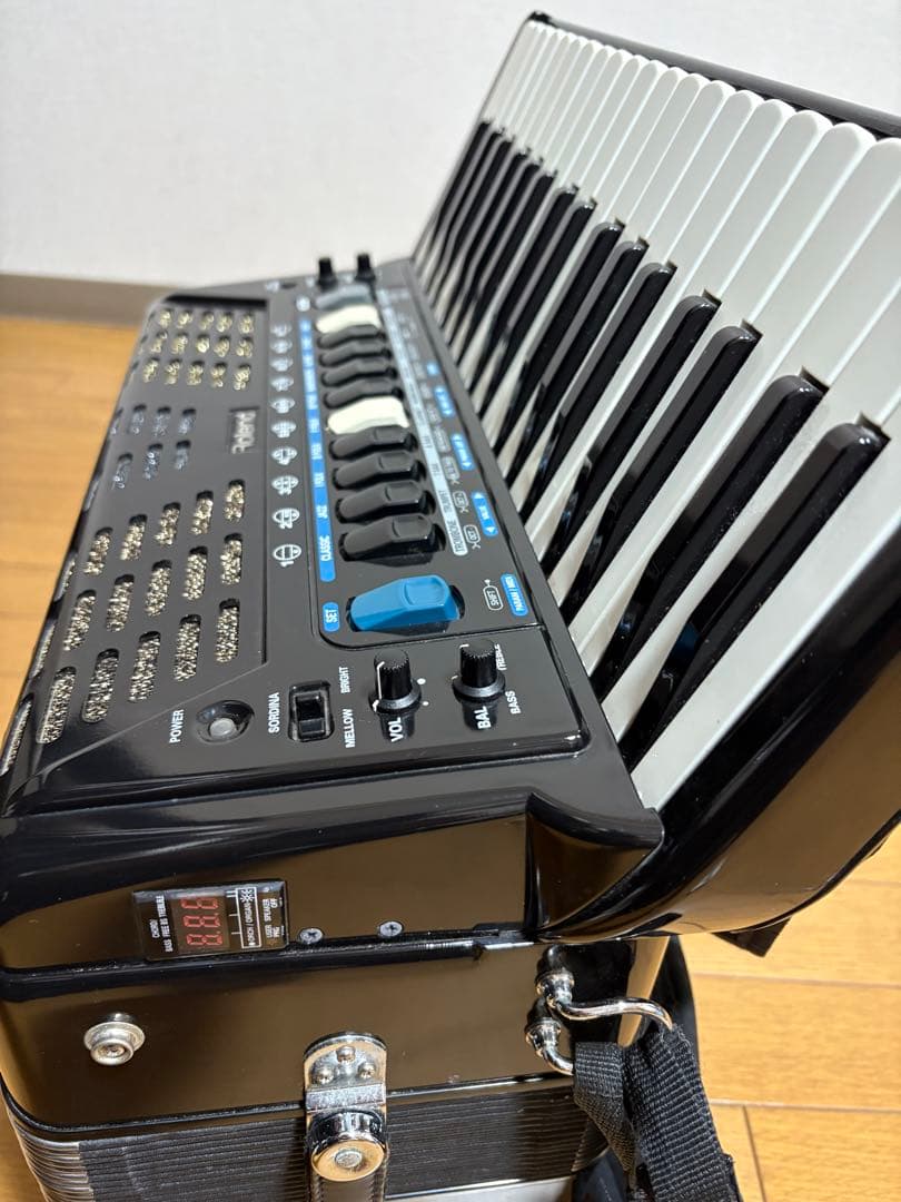 Roland VアコーディオンFR-3x