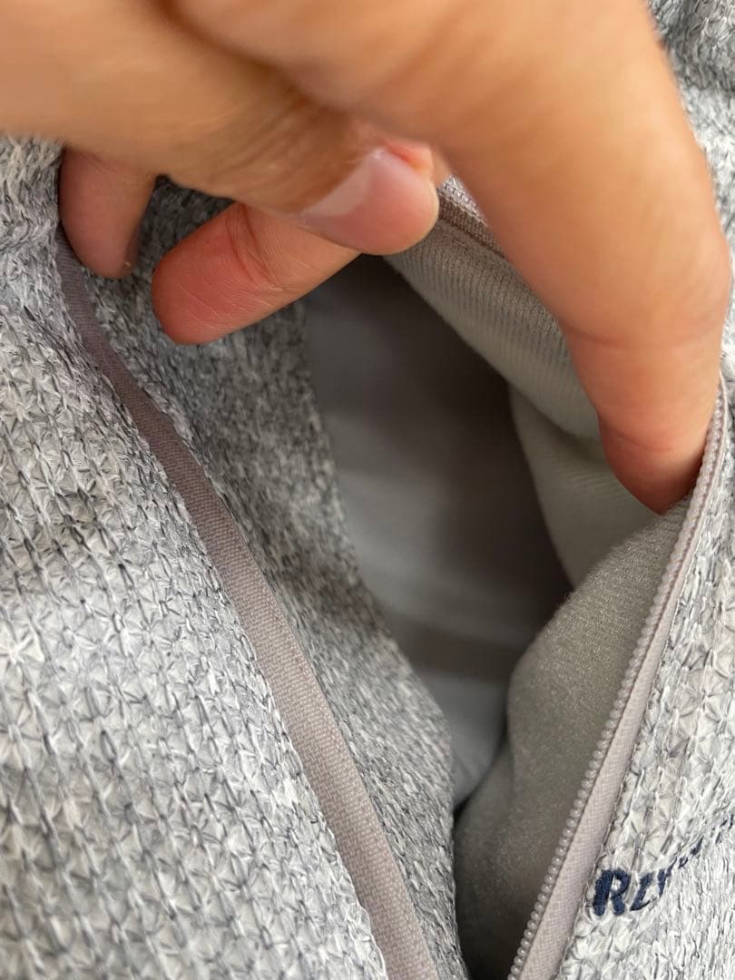 パーリーゲイツ　PEARLY GATES　クォーターリバー 中綿ベスト　帽子付き