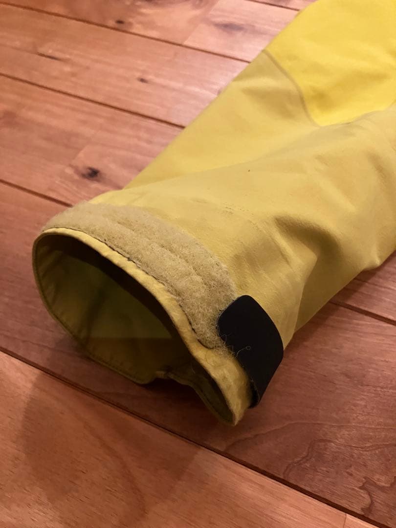 Arc'teryx Modon Jacket GORE-TEX Pro 中綿入り