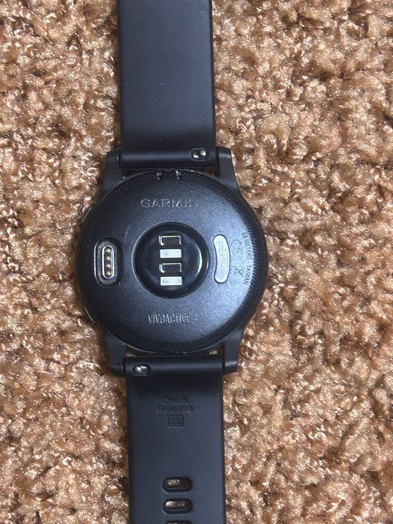 GARMIN Vivoactive 4 GPSスマートウォッチ