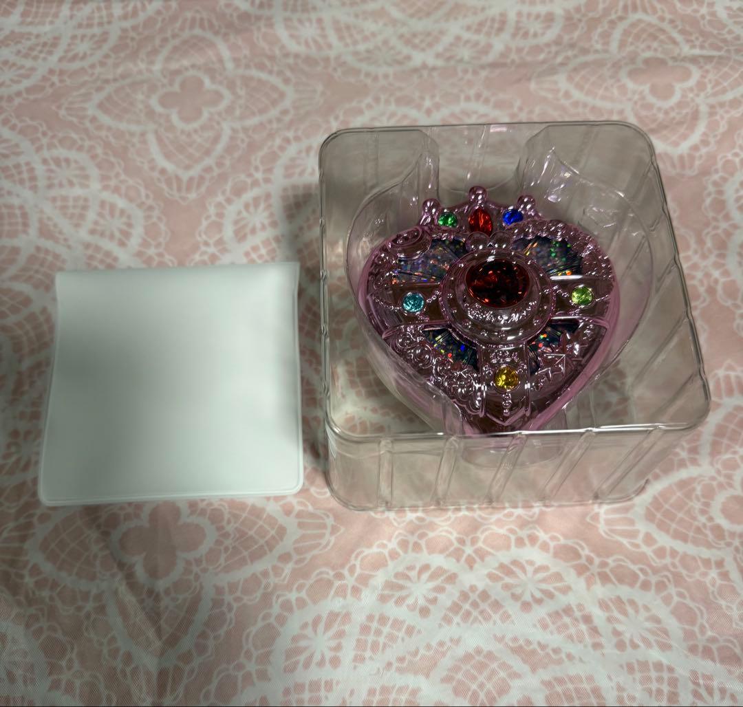 セーラームーン　シャイニングムーンパウダー　2024