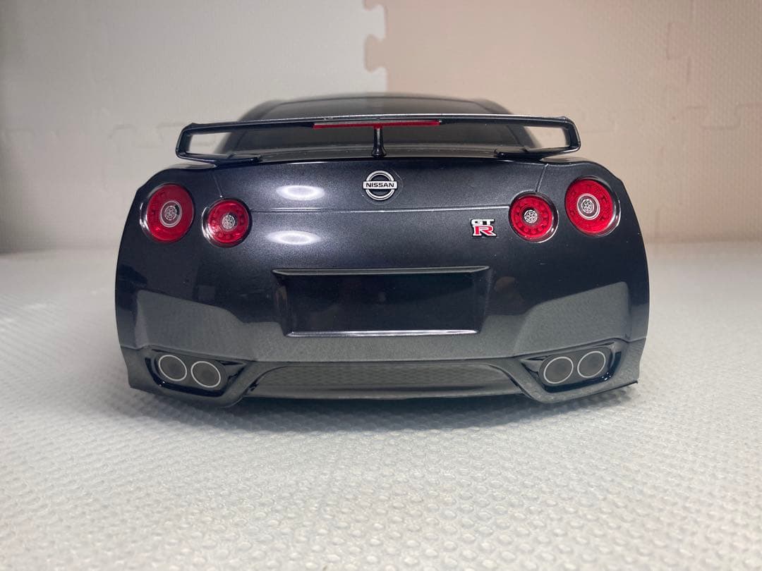 タミヤ　TT-02シャーシ　NISSAN GT-Rボディ付き