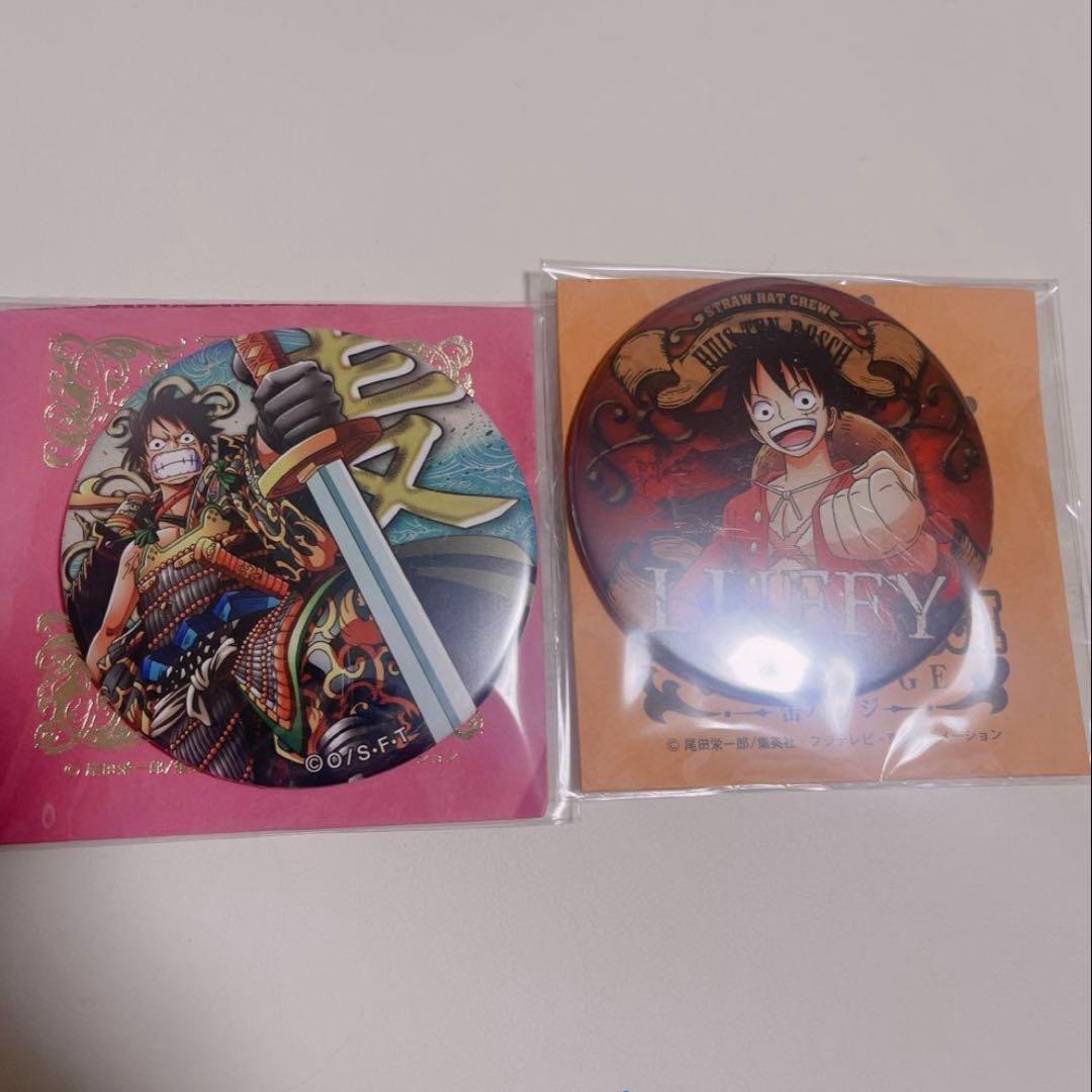 ワンピース 輩缶バッジ ハウステンボス限定 PINK GOLD 希少 ルフィ