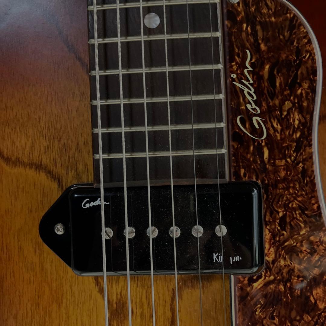 Godin 5th Avenue フルアコースティックギター