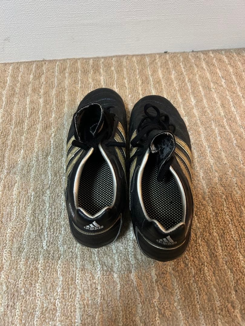 adidas パテイークTOP