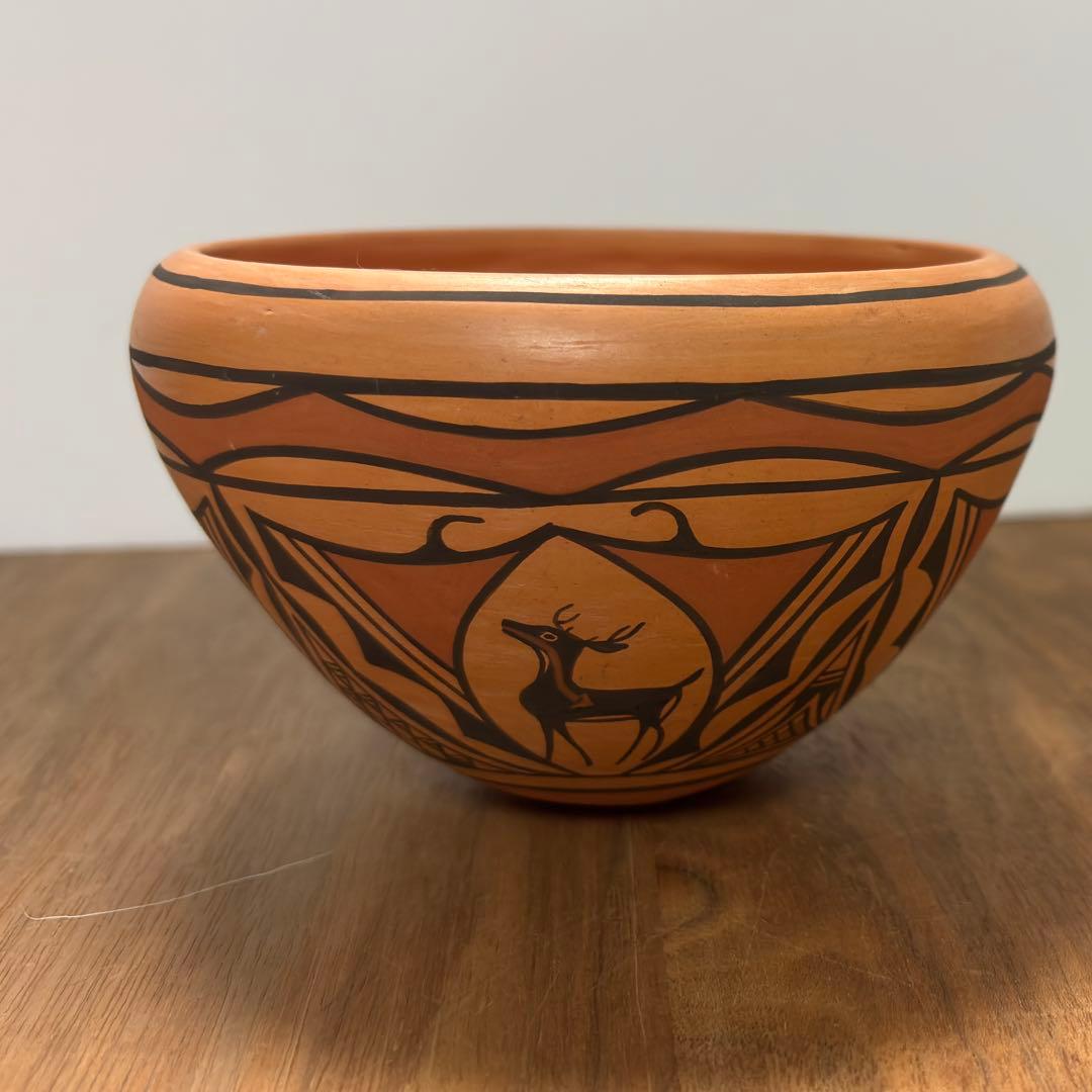 美品◇ズニ族◇陶器ボウル◇ダリル・ウェスティカ作◇ハートライン・ディア